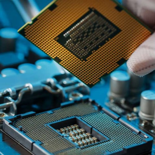 Raisar-Plaza-Computer-Hardware